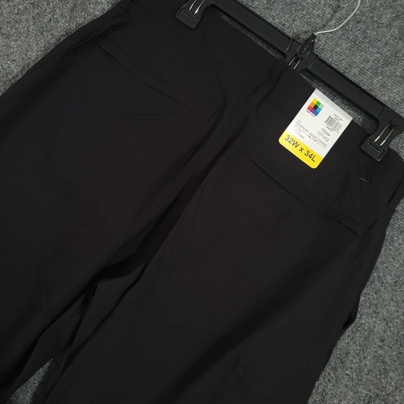 UB Tech Pants‎ Mens 32x34 Comfort Waist Chino Travel Union Bay Stretch Black - Picture 1 of 8